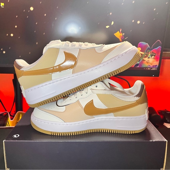 WMNS Air Force 1 'Sail Flex Sesame' - Womens size 8.5 - Picture 2 of 5